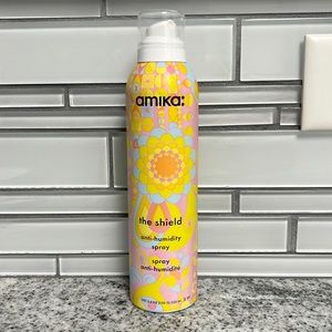 Amika anti-humidity spray